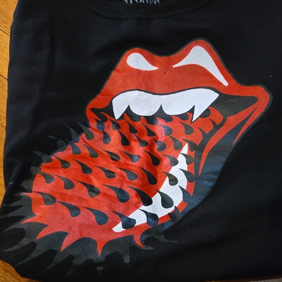 the Rolling Stones Black Sweatshirt with Red Tongue Graphic - Picture 3 of 4